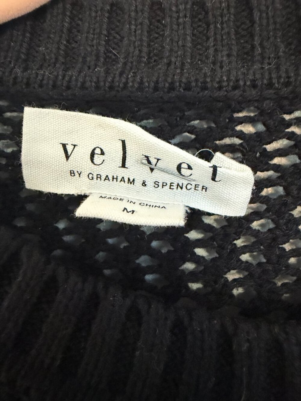 NWT Velvet by Graham & Spencer Kanan Sweater Black Cotton Cashmere- M-MSRP $198 - Picture 9 of 13